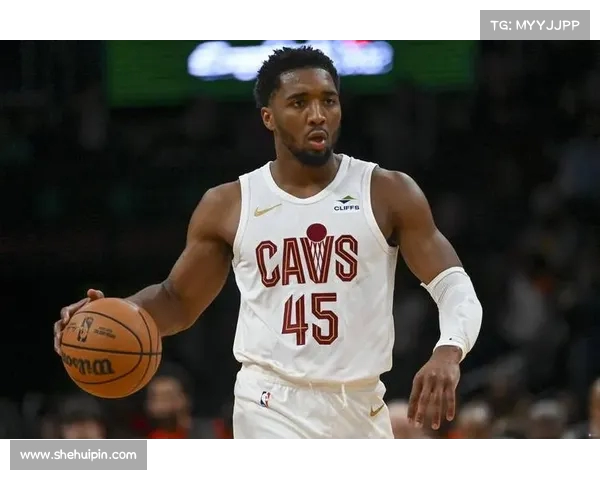 NBA三分命中率排行榜:谁是当前联盟最精准的射手 NBA三分命中率排行榜:谁是当前联盟最精准的射手